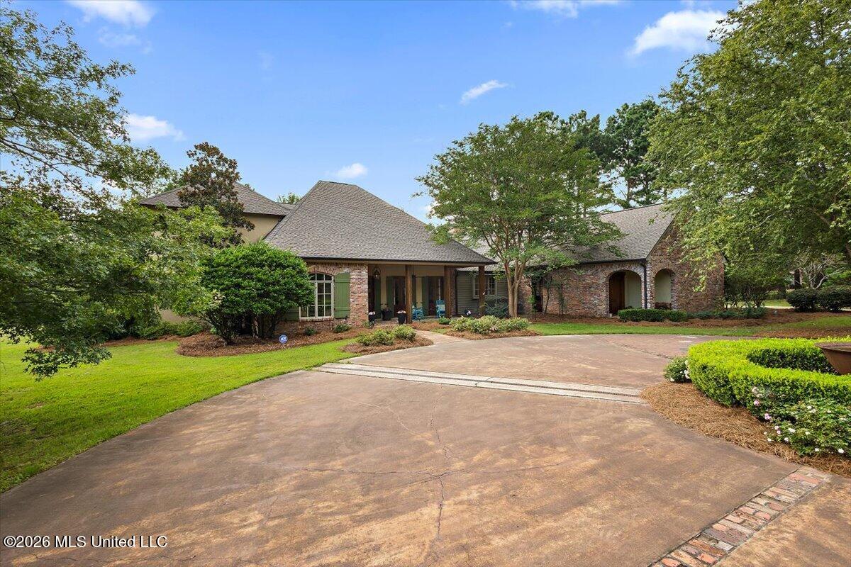 341 Johnstone Drive