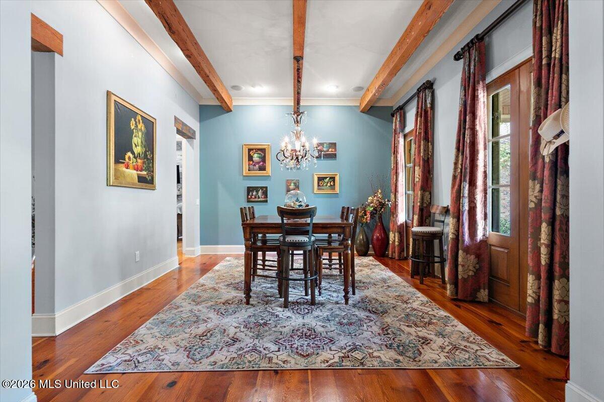 341 Johnstone Drive