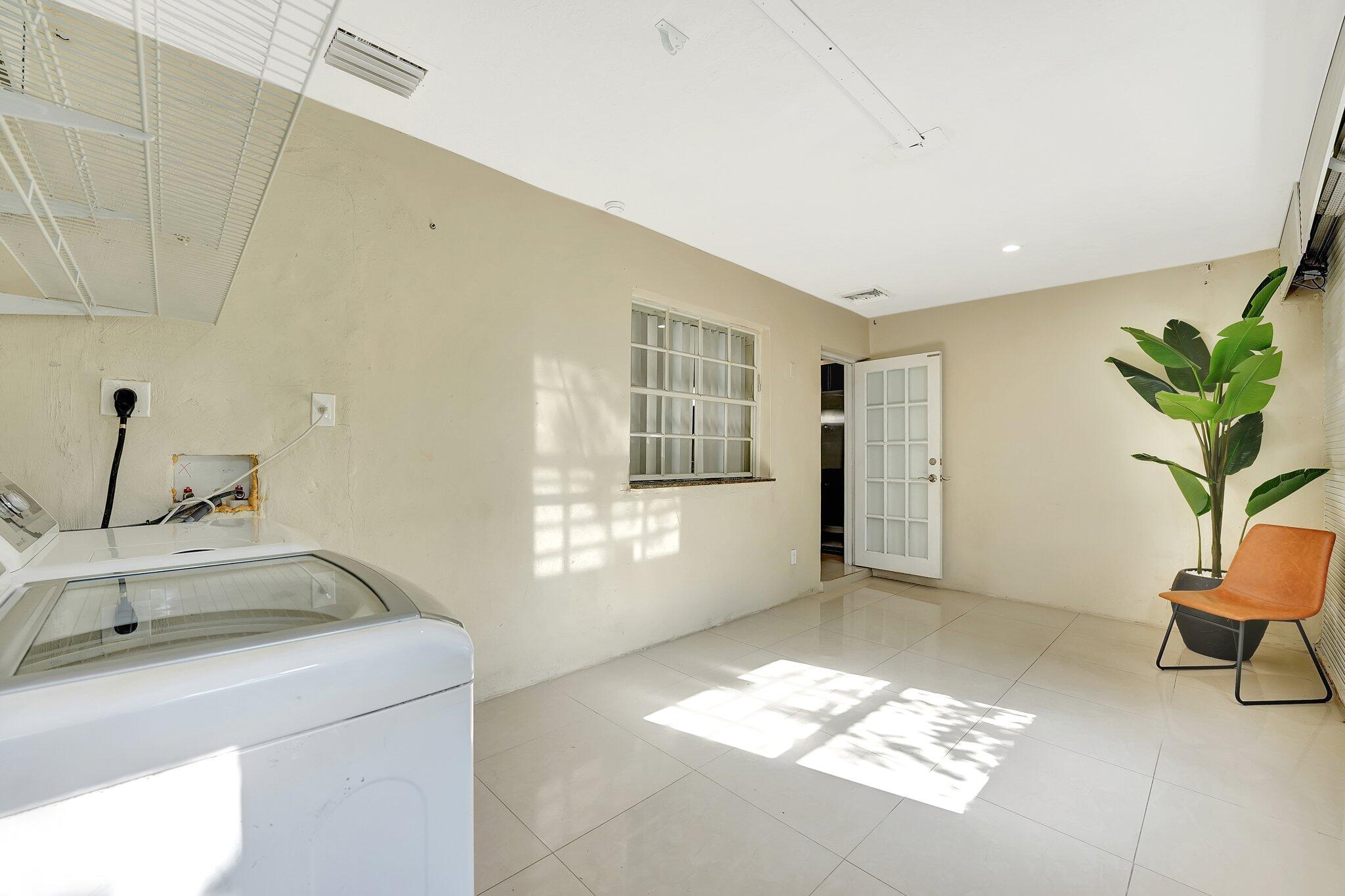 1210 NW 49th Street