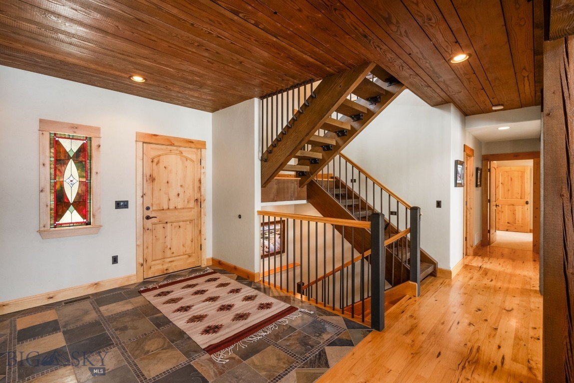 181 Brass Lantern Court