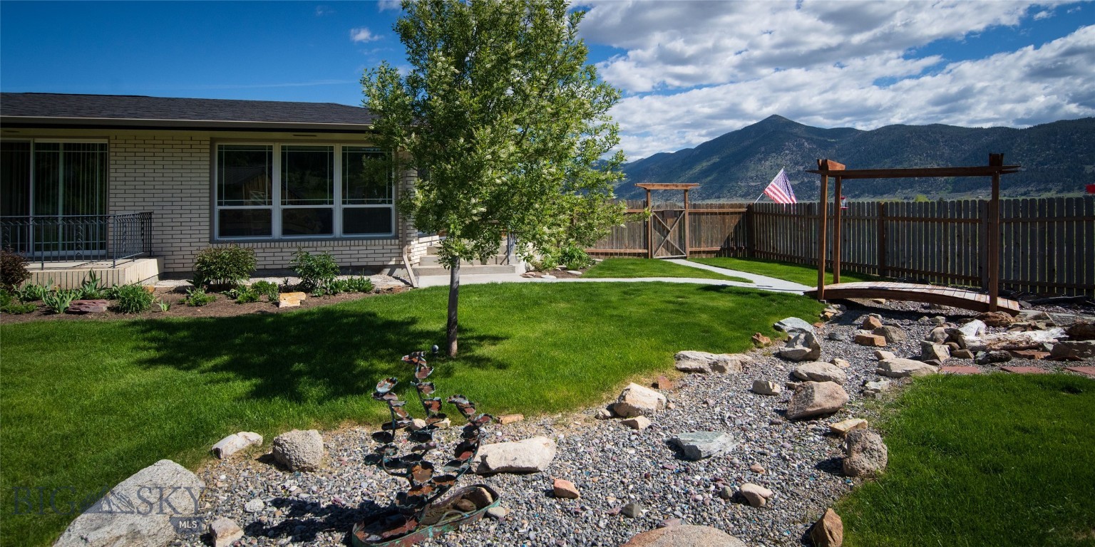 345 Ash Drive