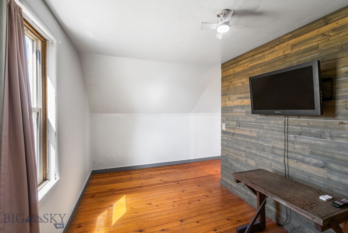 4660 Thorpe Road