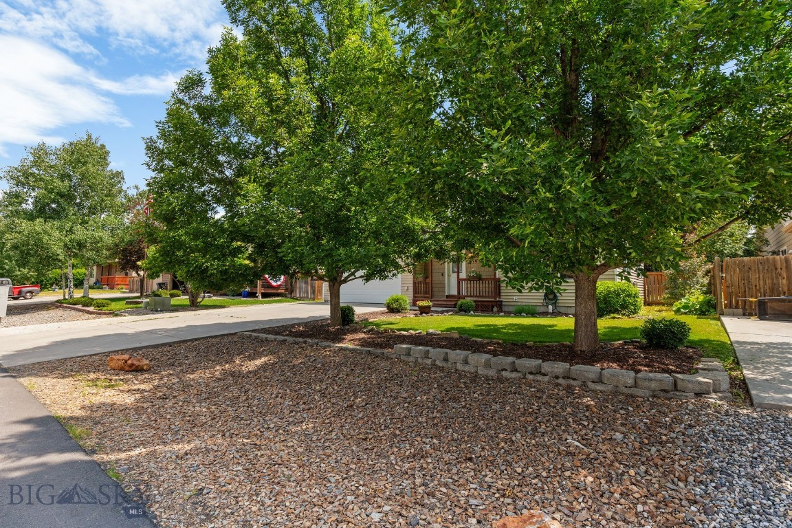 66 Aspenwood Drive