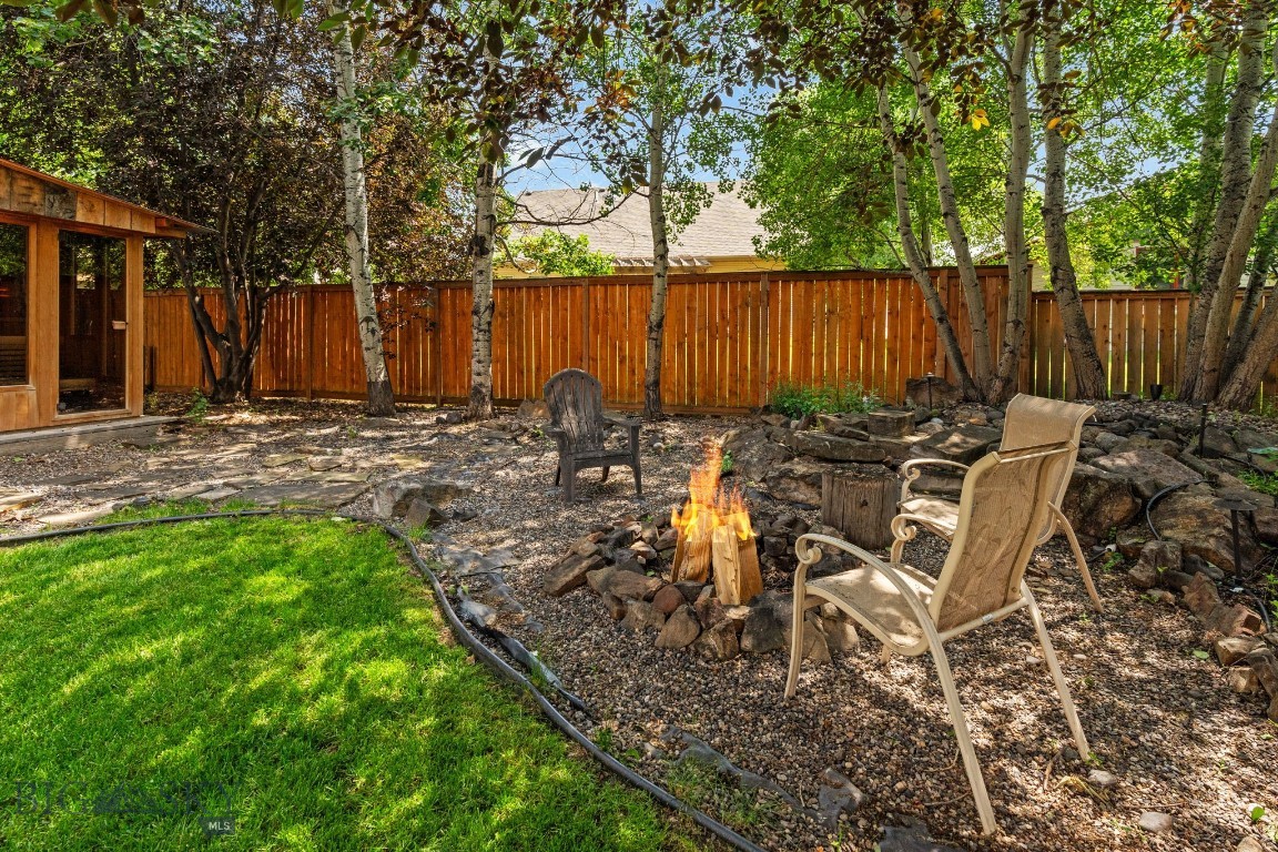 66 Aspenwood Drive