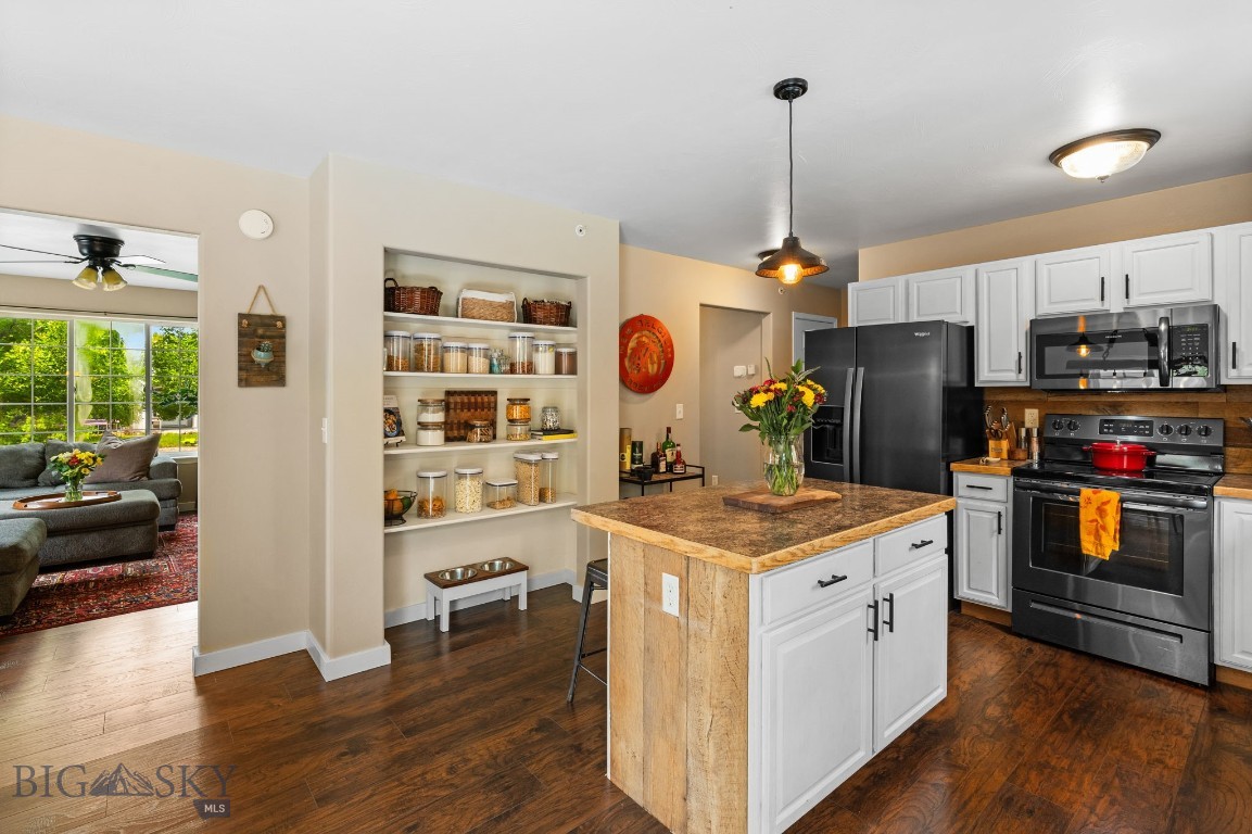 66 Aspenwood Drive