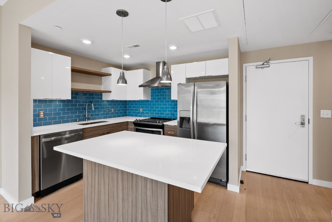 476 Enterprise Boulevard 111