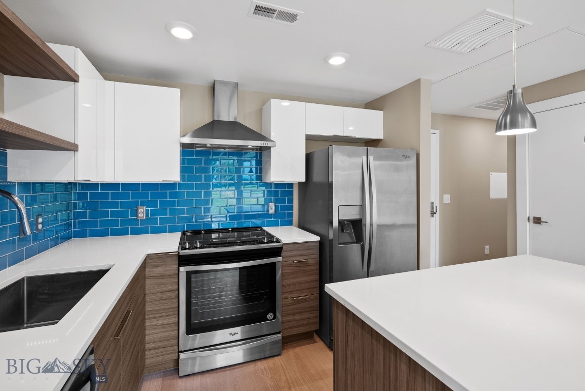 476 Enterprise Boulevard 111