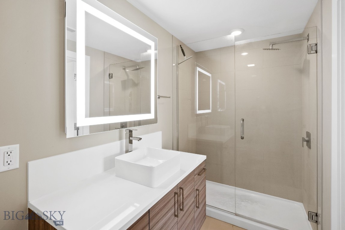 476 Enterprise Boulevard 111