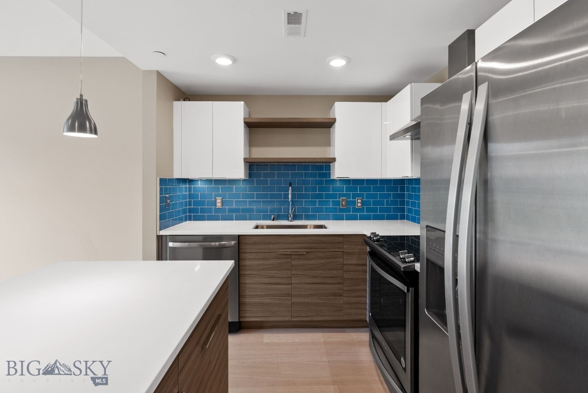 476 Enterprise Boulevard 111