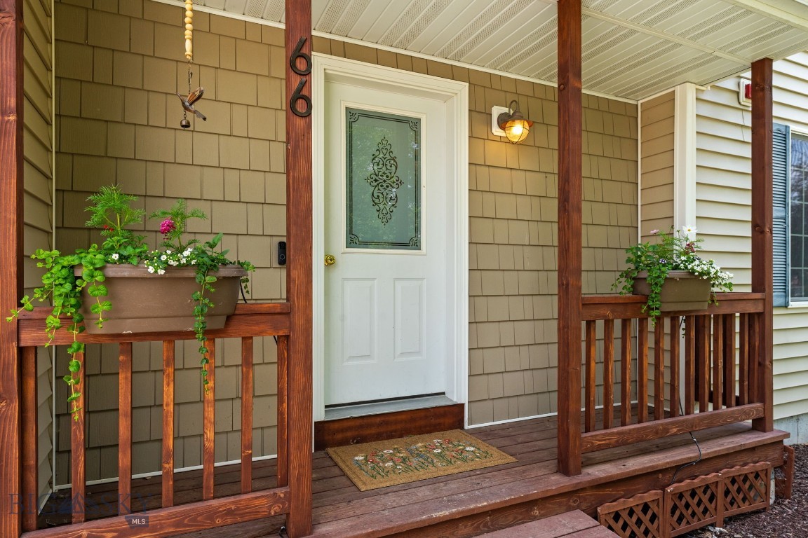 66 Aspenwood Drive