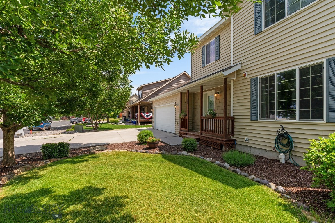 66 Aspenwood Drive