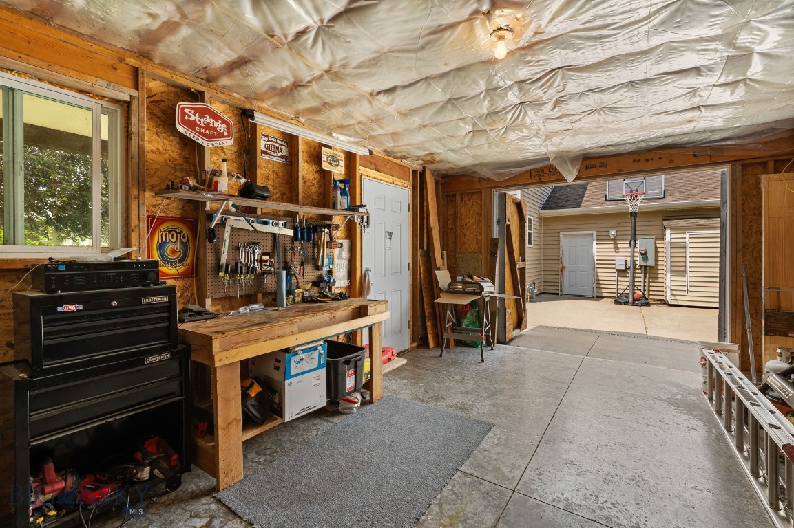 66 Aspenwood Drive