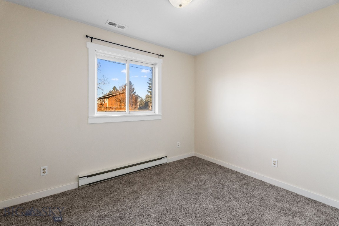 92 E Rosebud Avenue
