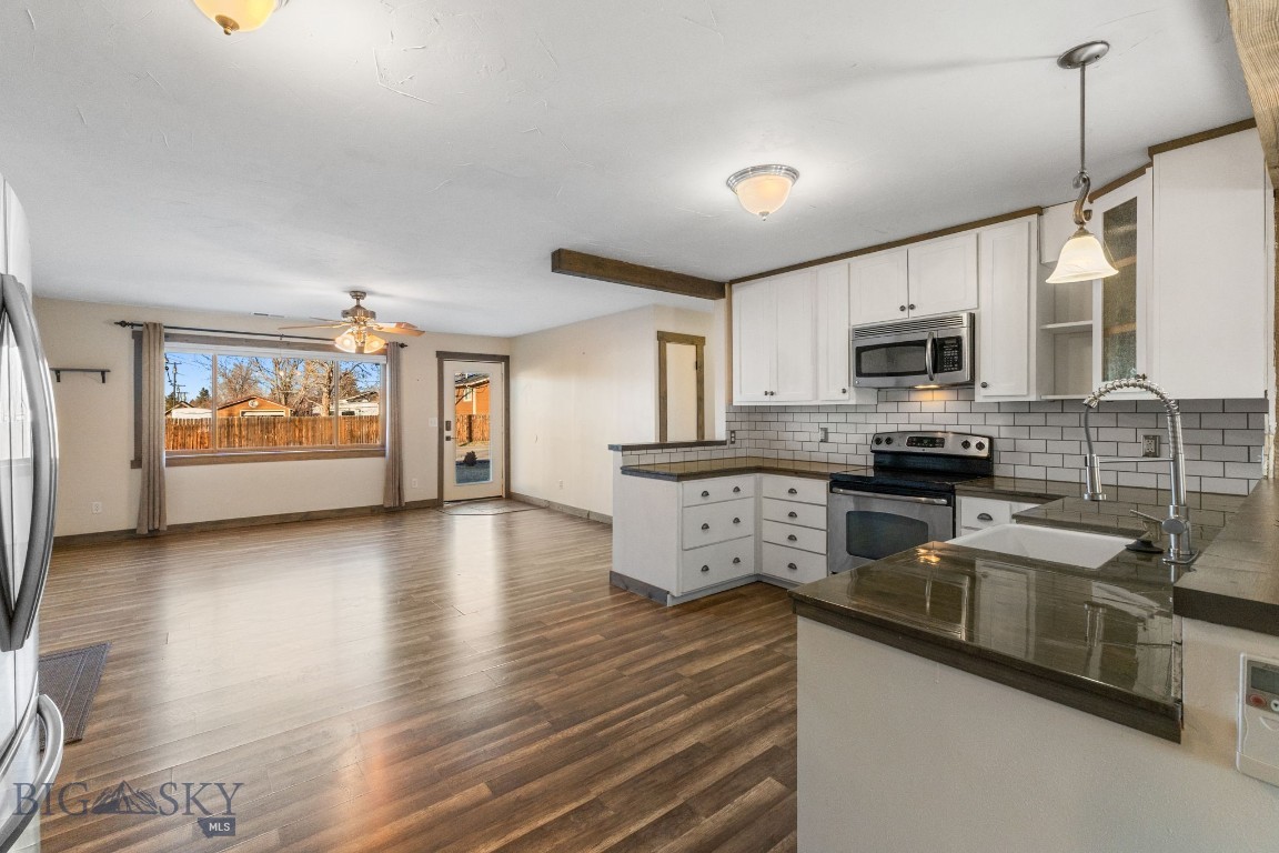 92 E Rosebud Avenue