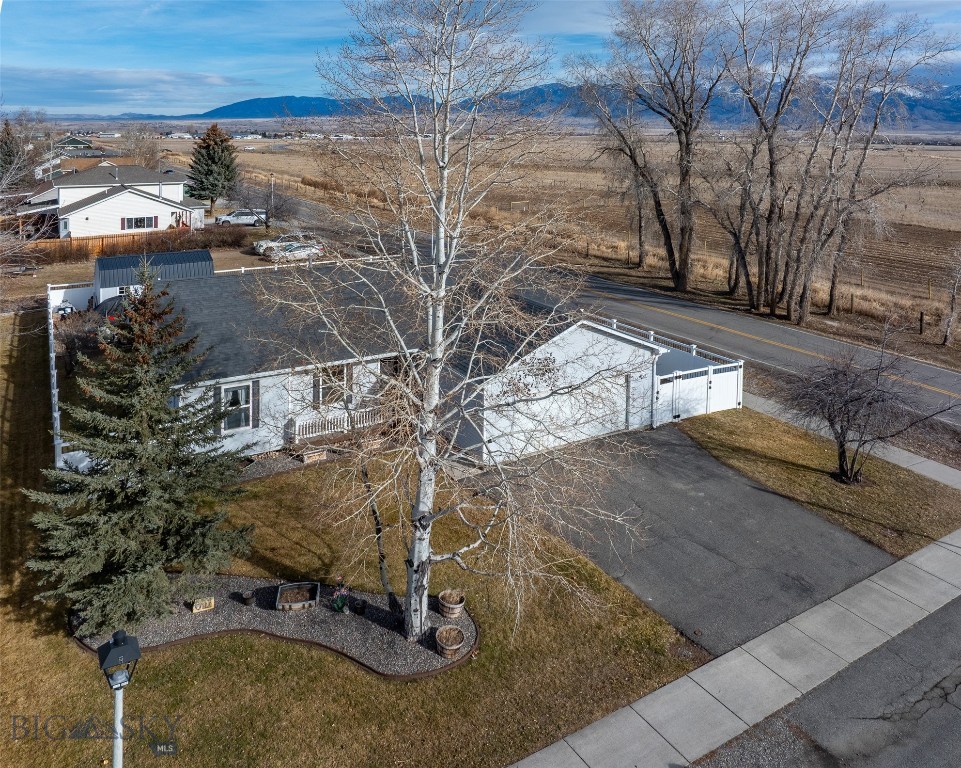 601 Golden West Drive