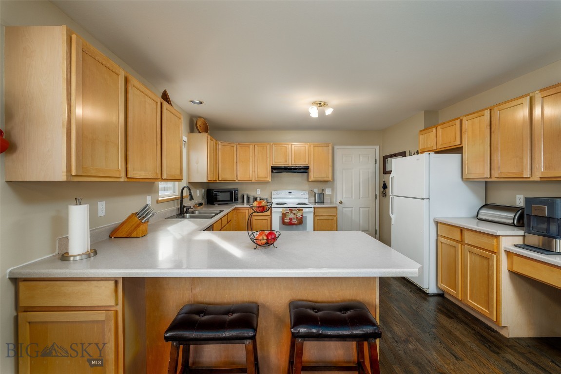 601 Golden West Drive