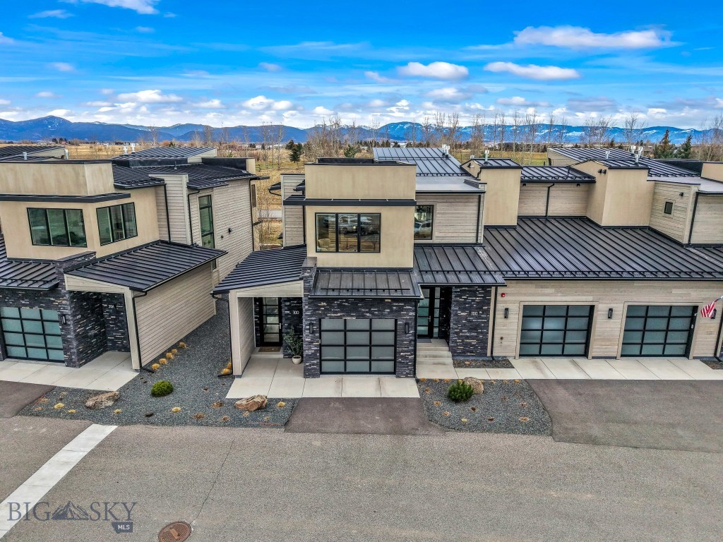 10 Caymus Lane D