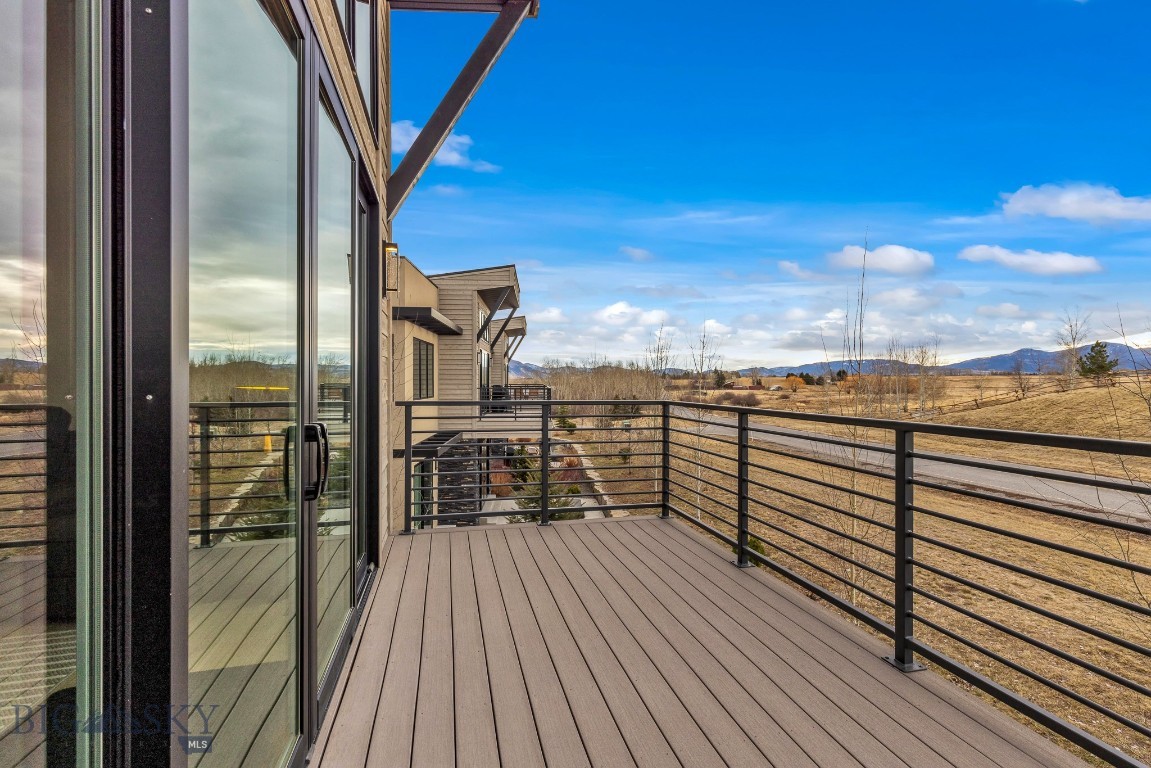 10 Caymus Lane D