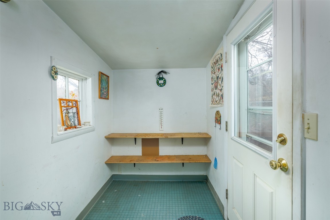 226 S E Street