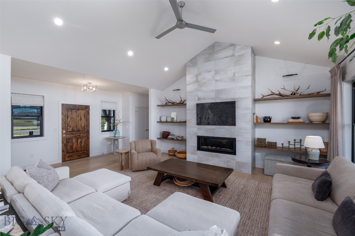 46 Creekbank Lane