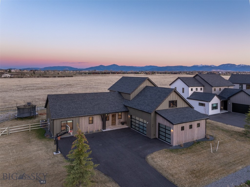 46 Creekbank Lane