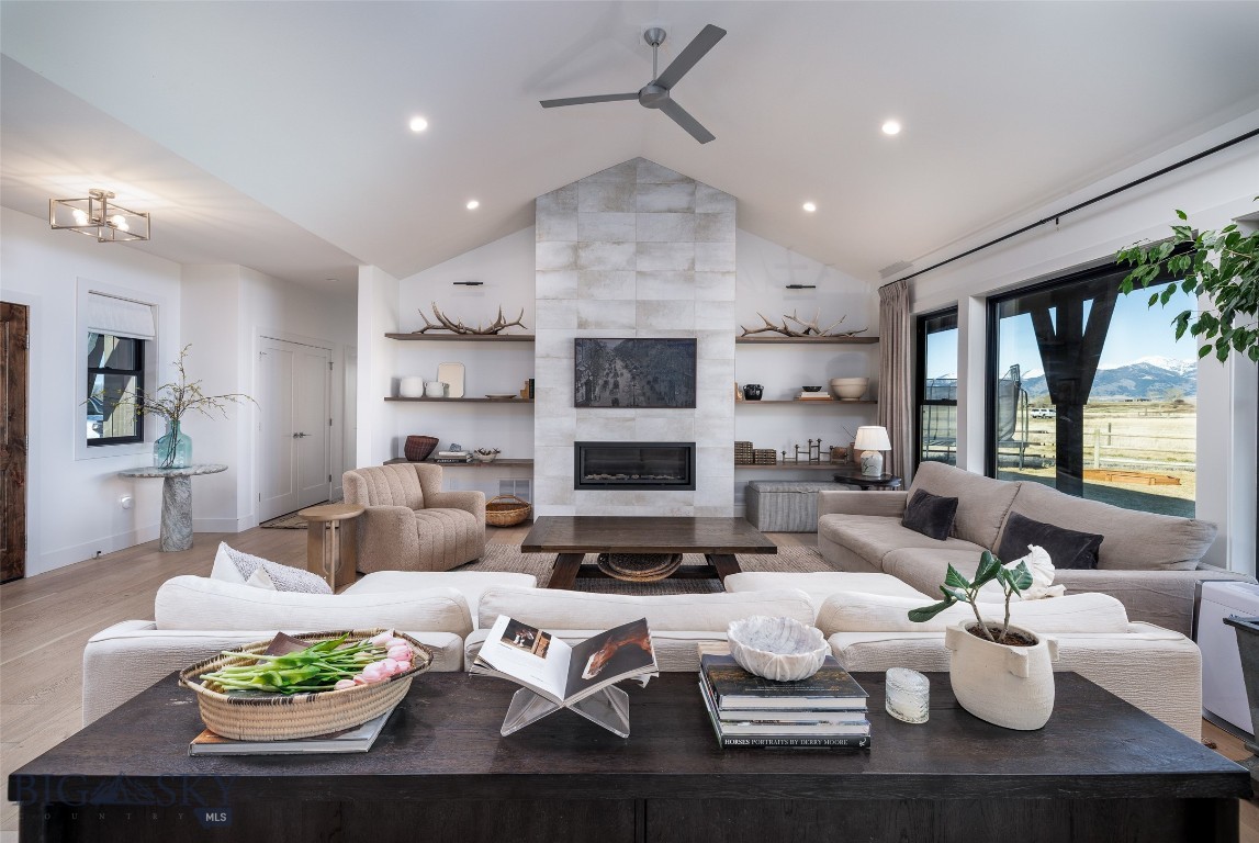 46 Creekbank Lane