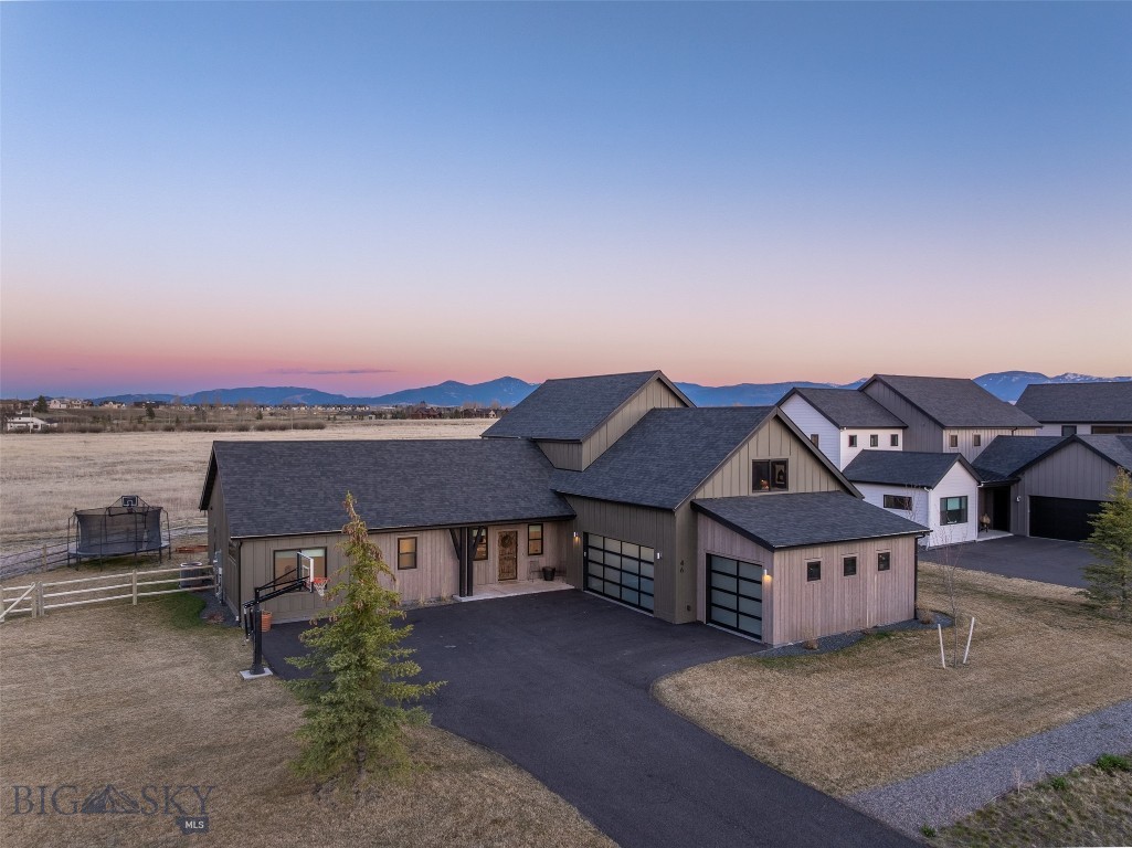 46 Creekbank Lane