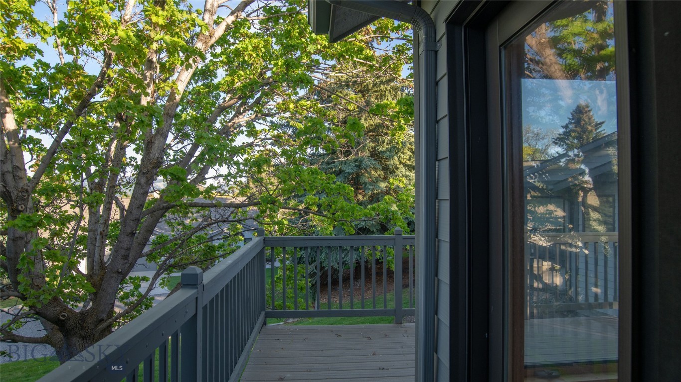 1757 Highland Boulevard 29