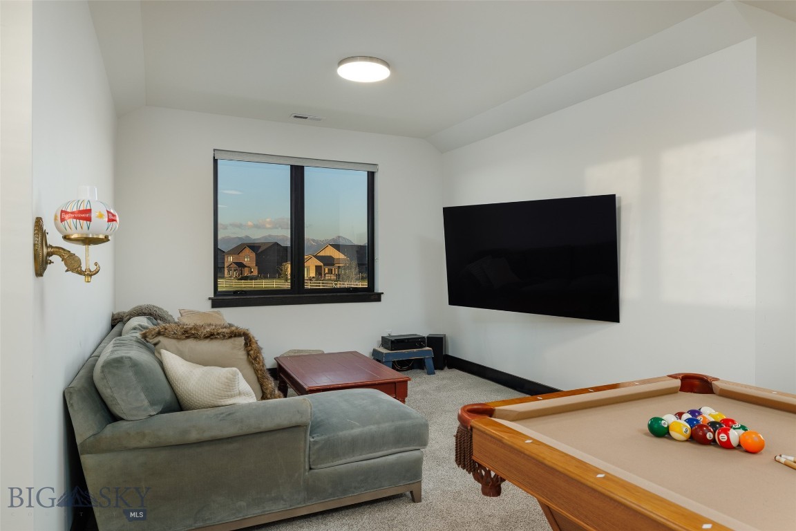197 White Horse Loop