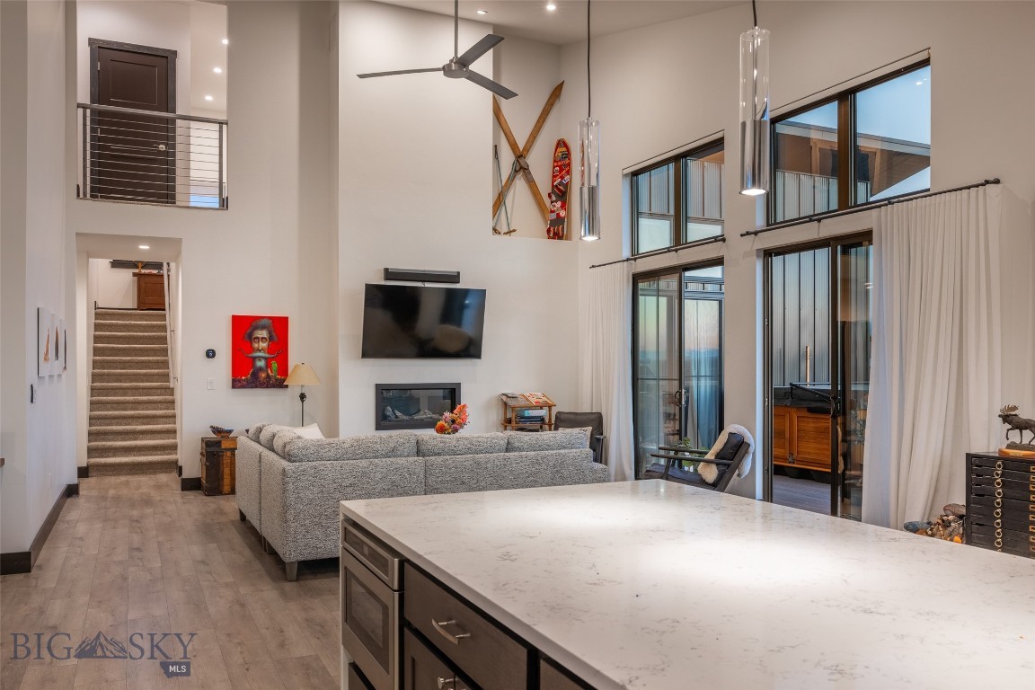 197 White Horse Loop