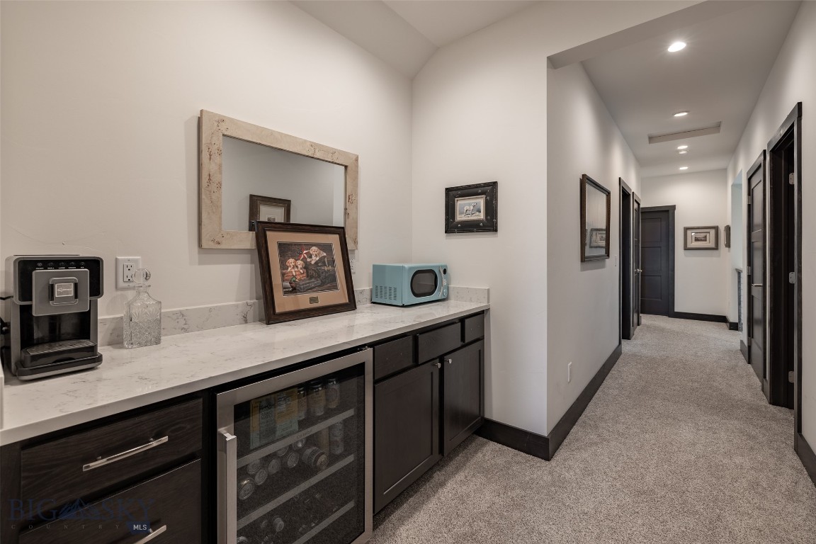 197 White Horse Loop