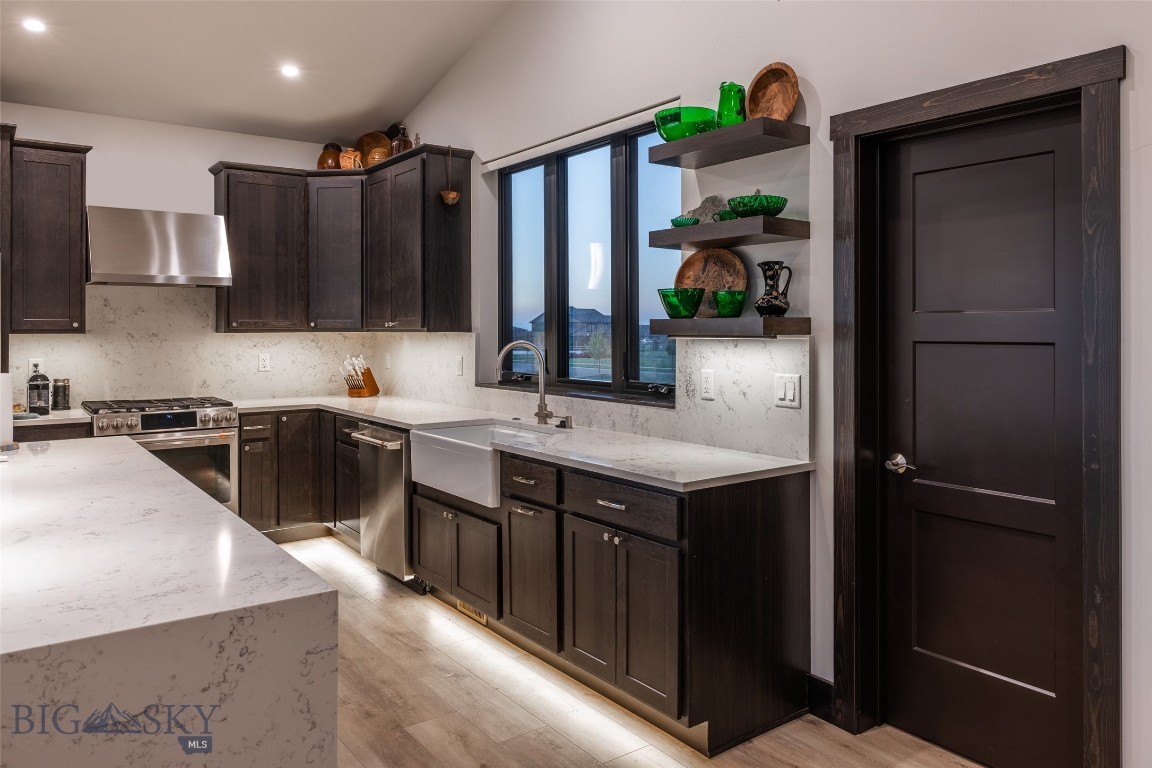 197 White Horse Loop