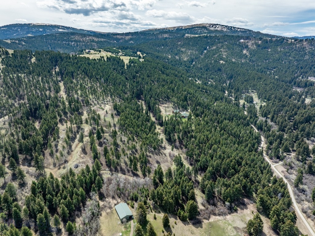 15 AC Elk Ridge Road