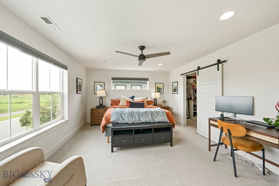 5429 Vaughn