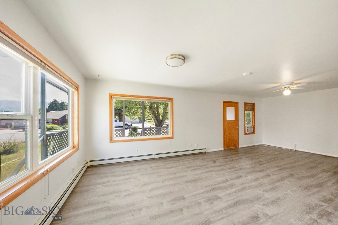 420 N 8th Avenue