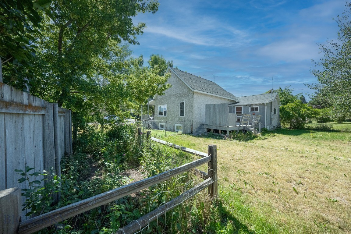420 N 8th Avenue