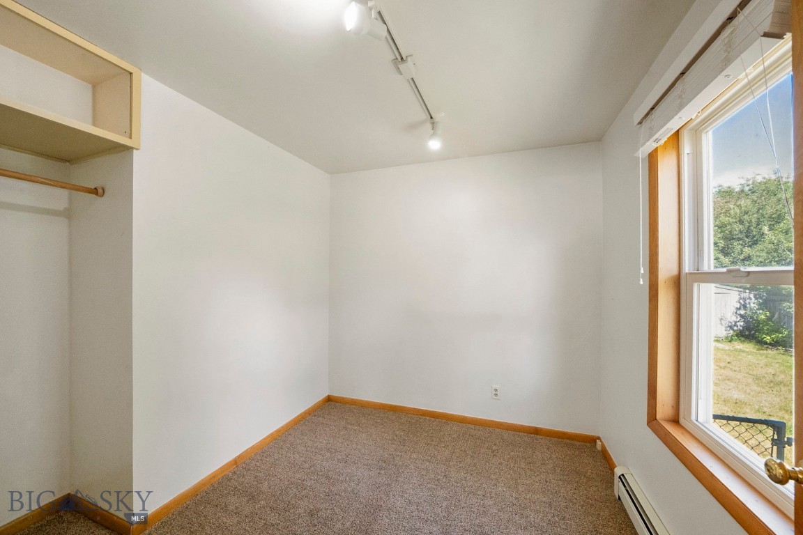 420 N 8th Avenue