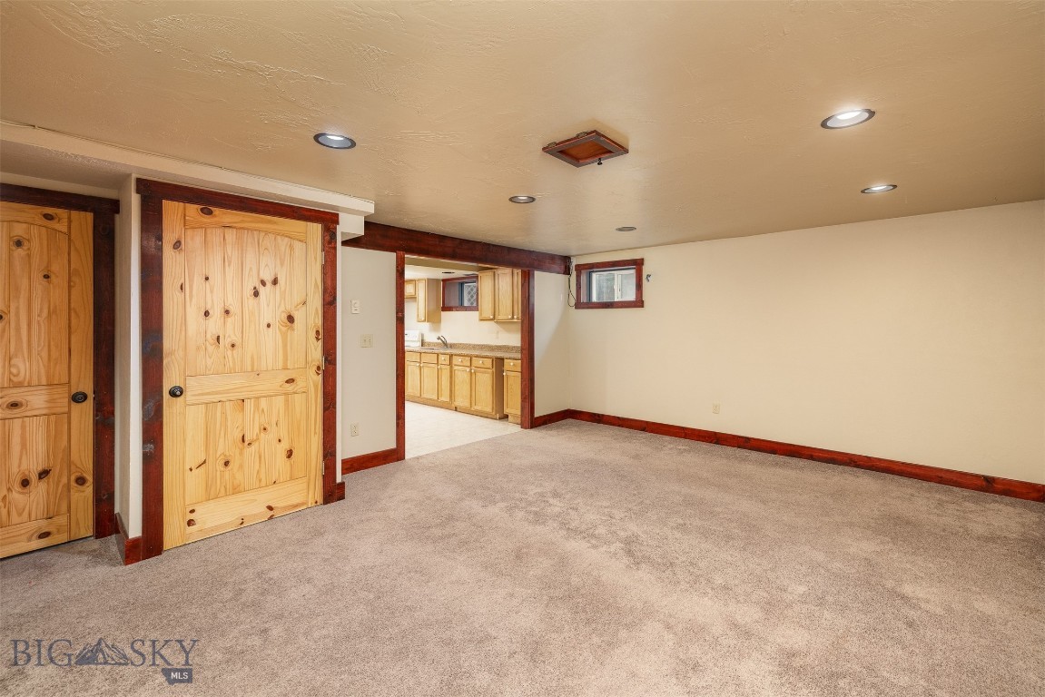 422 N 11th