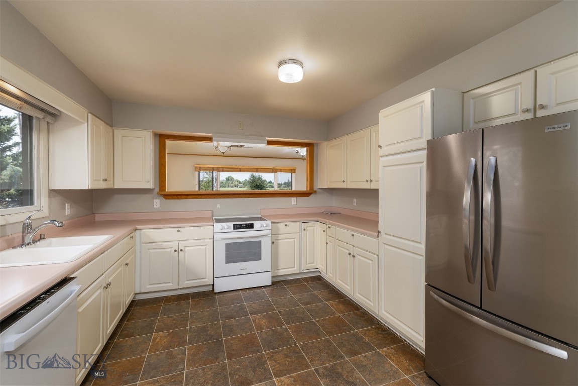 422 N 11th