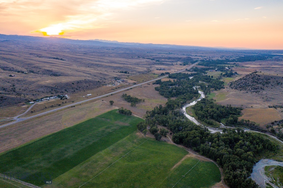 37 Convict Grade Road