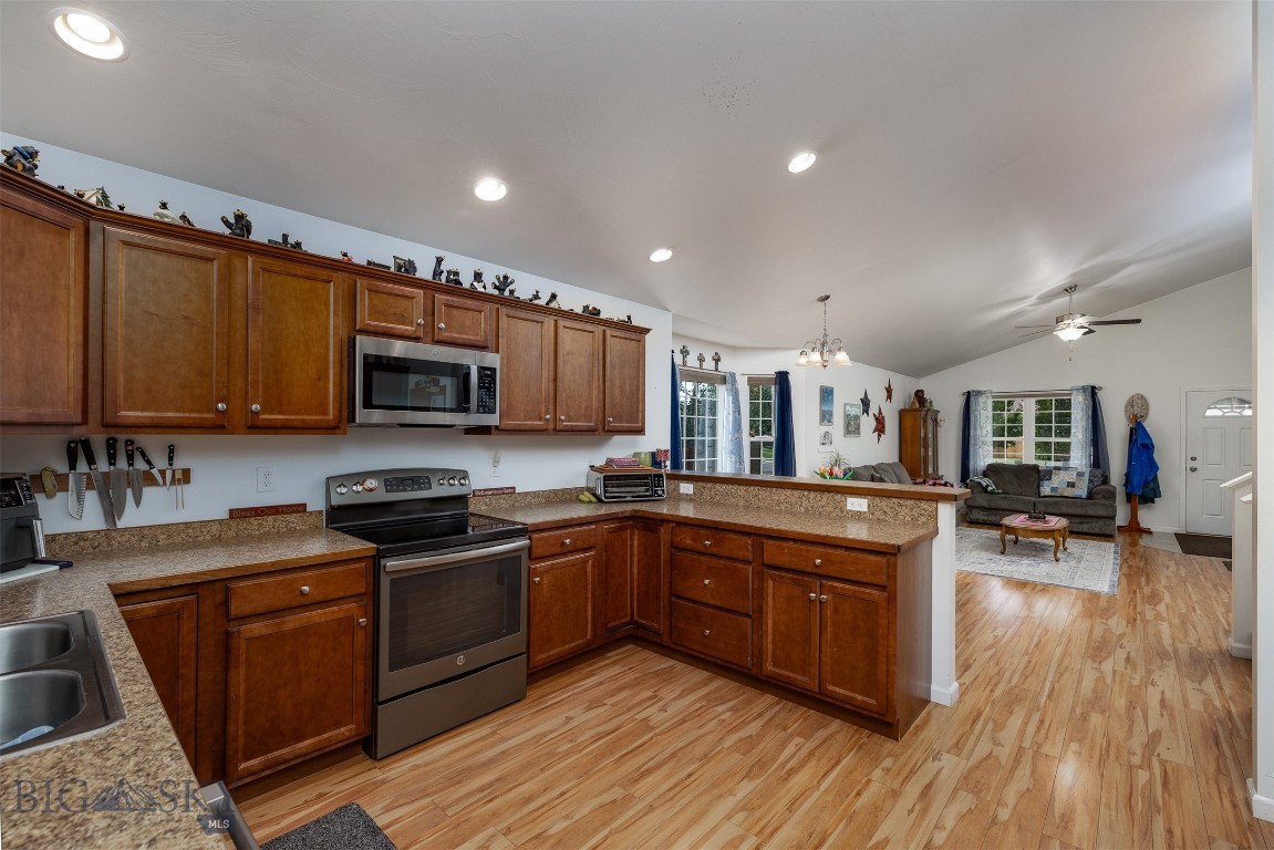 2109 Sturnella Lane