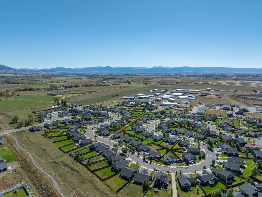 2226 Sturnella Lane
