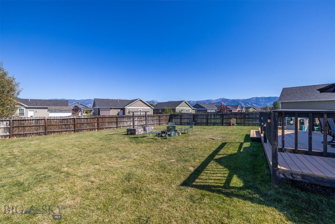 2226 Sturnella Lane