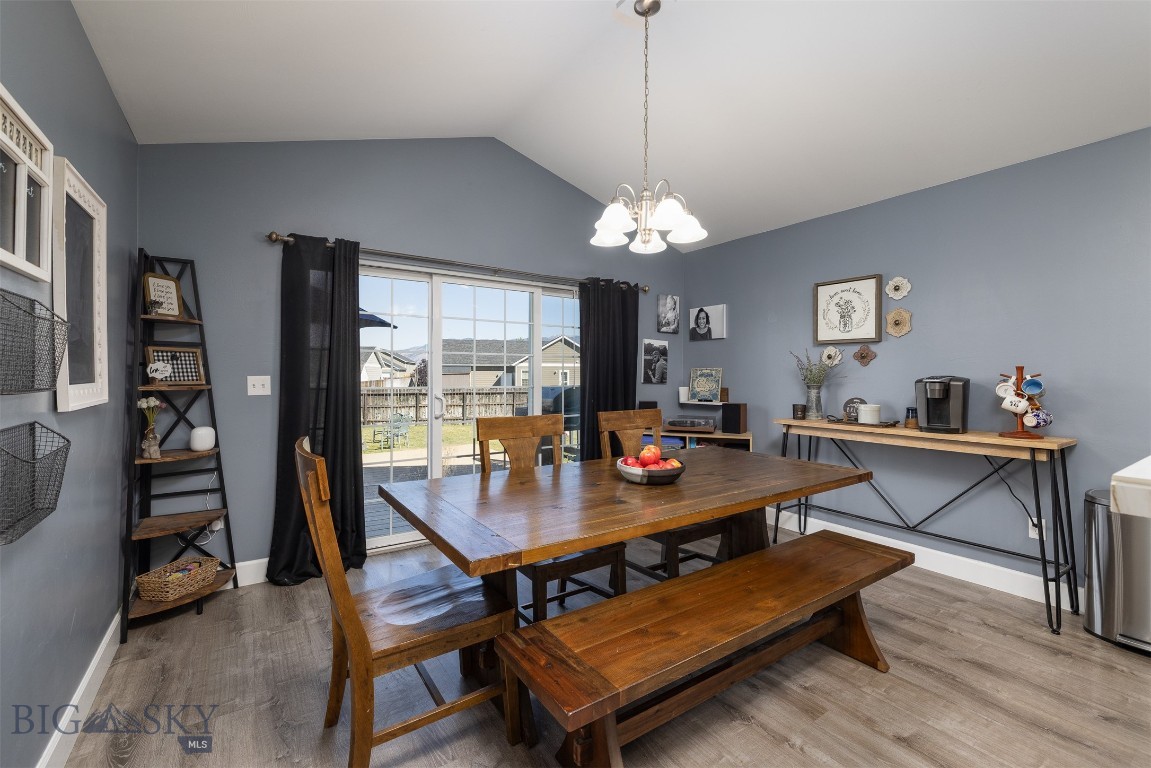 2226 Sturnella Lane