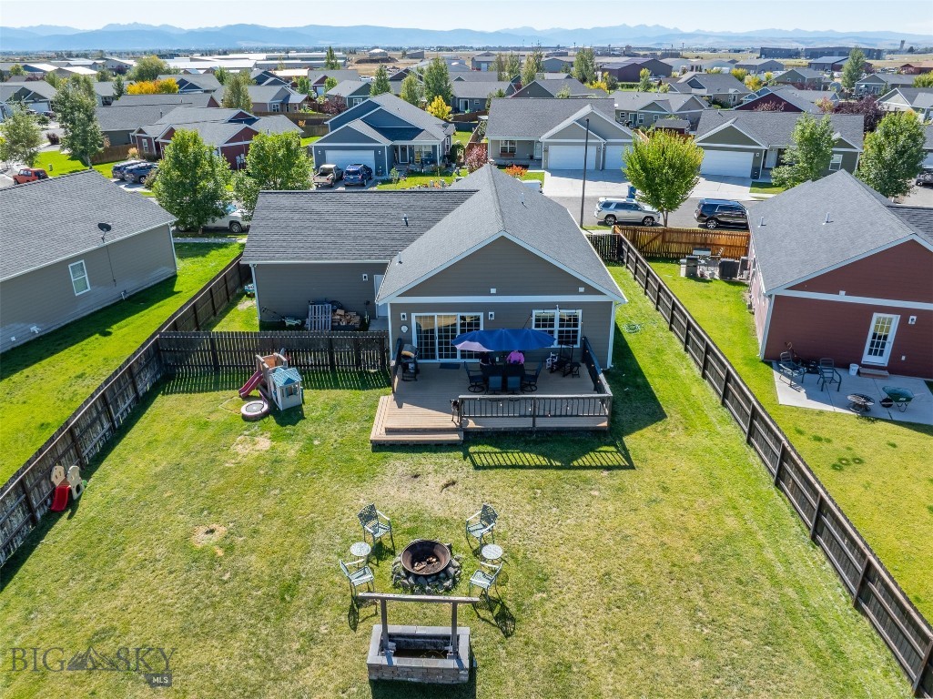 2226 Sturnella Lane