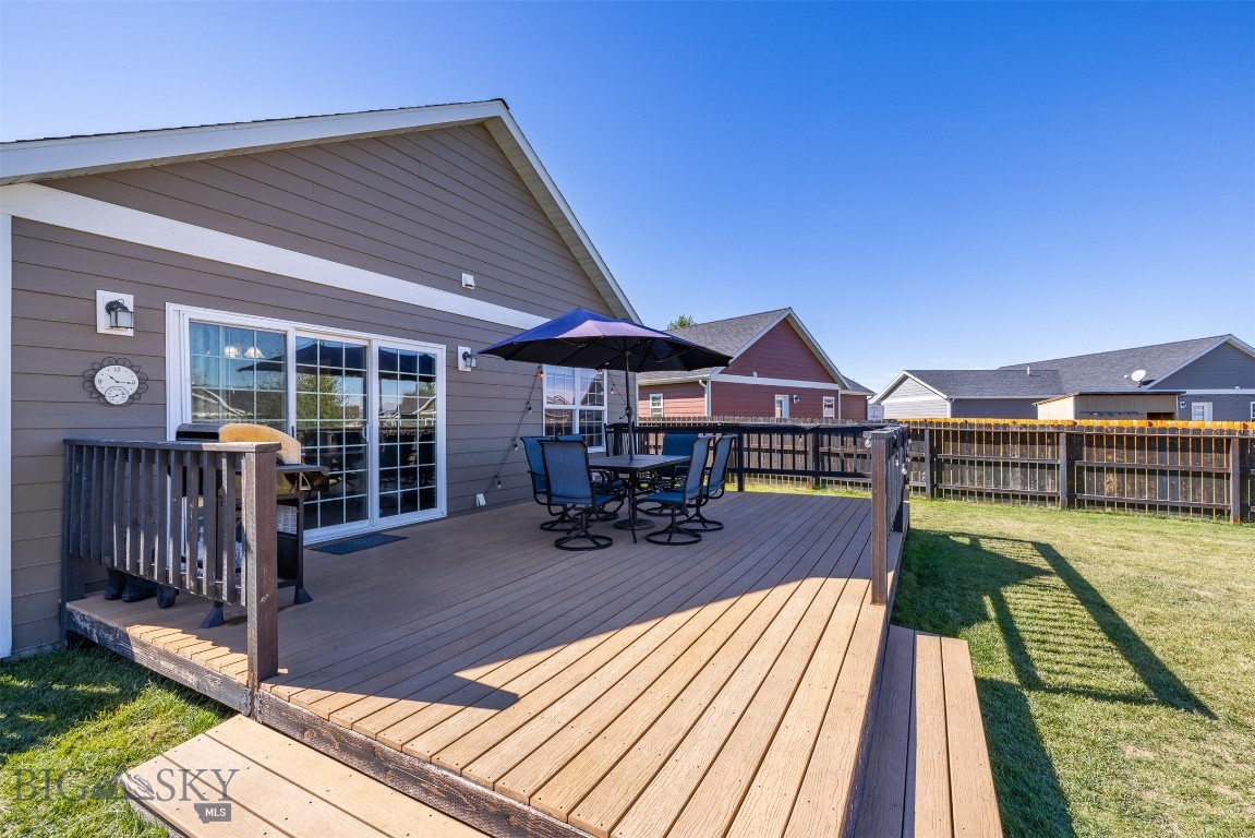 2226 Sturnella Lane