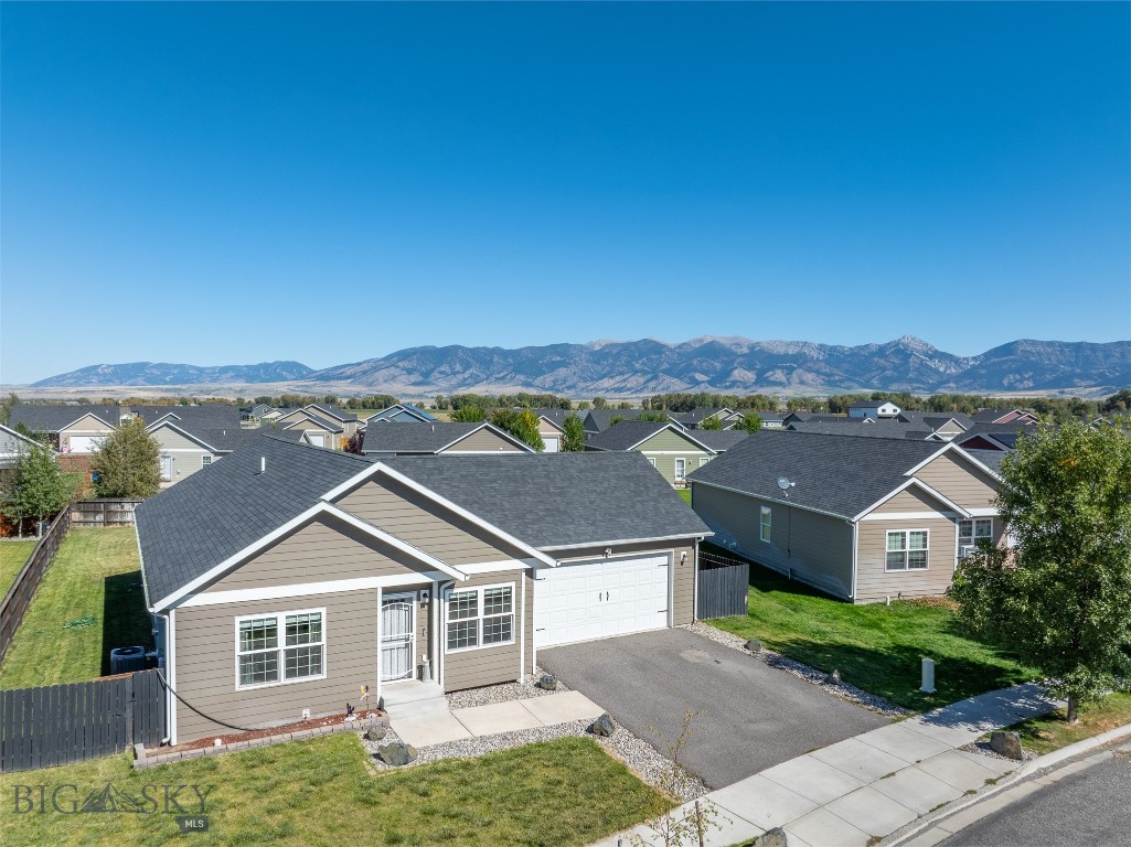 2226 Sturnella Lane