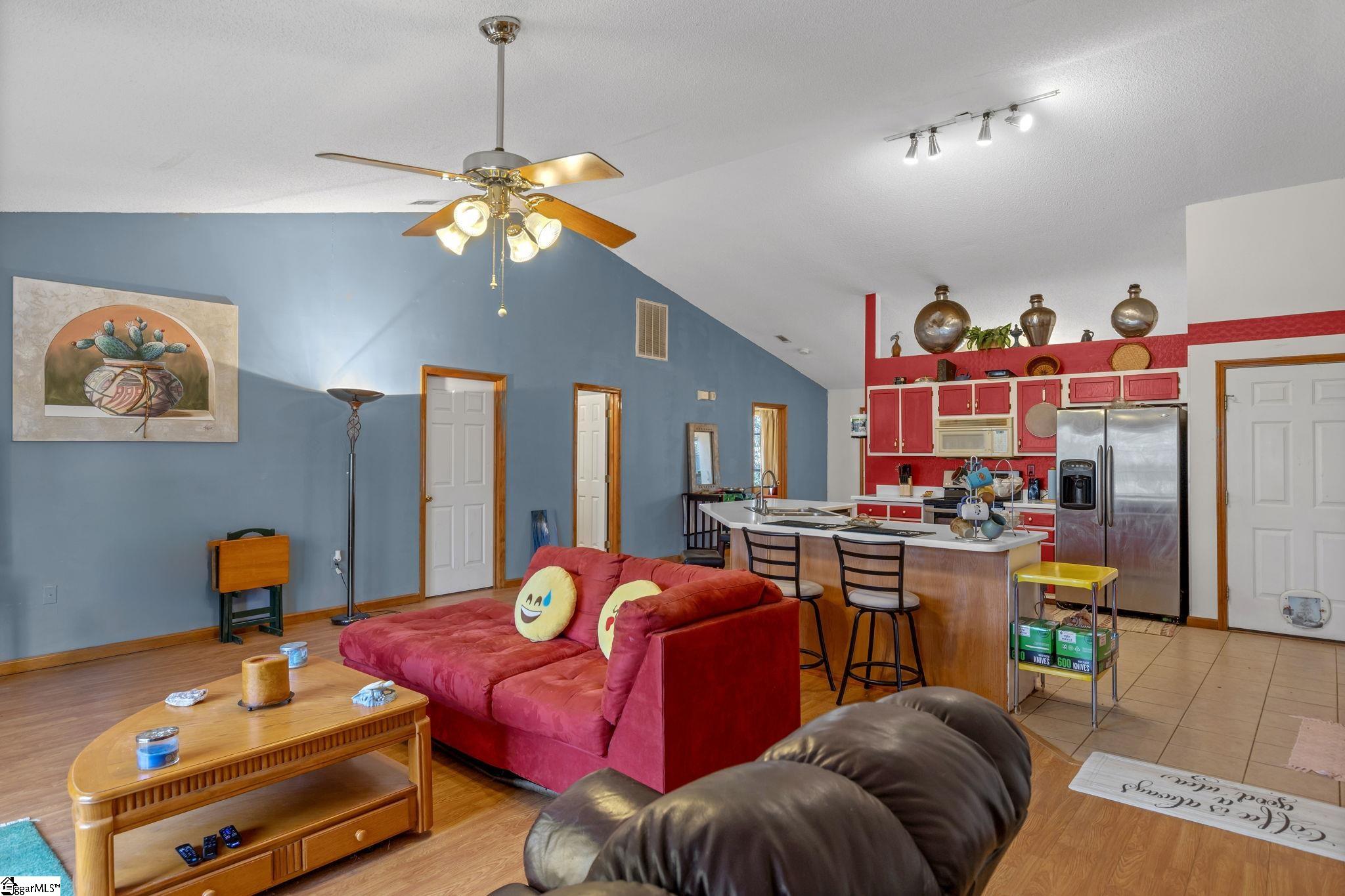 510 Hunters Lane