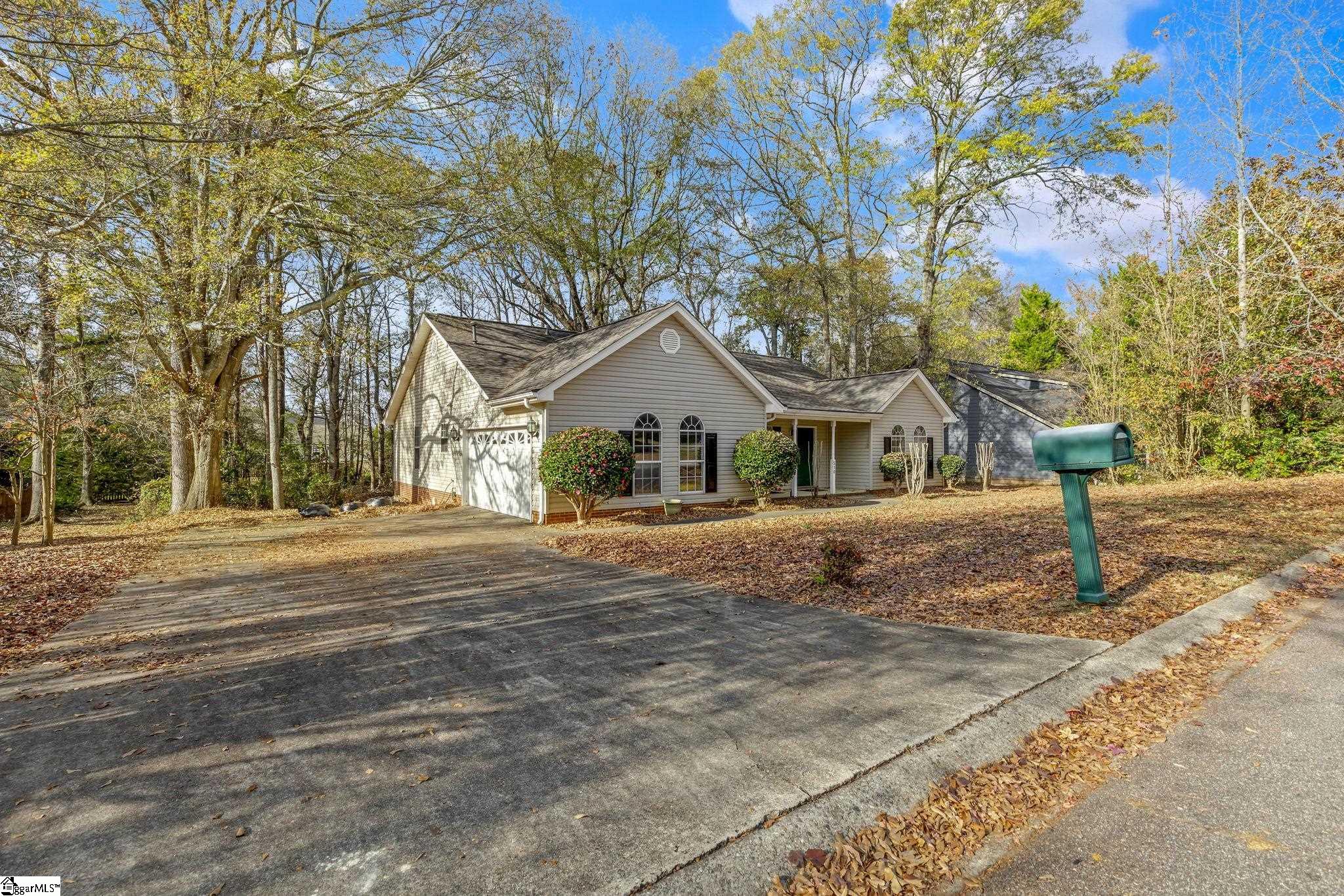 510 Hunters Lane