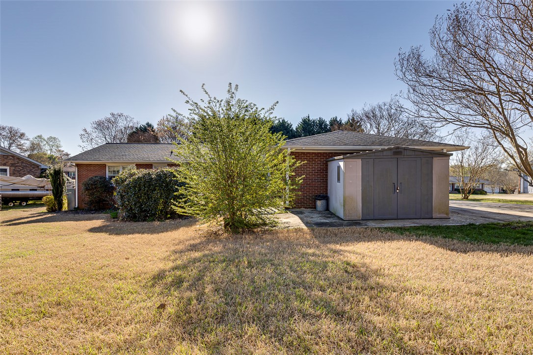 404 Pine Bark Road